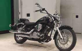 YAMAHA DRAGSTAR 250 VG02J