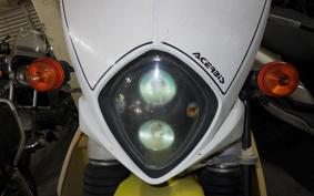SUZUKI RMX250 S SJ13A