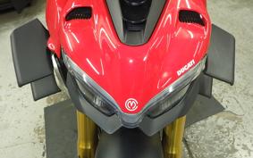 DUCATI STREETFIGHTER V4 S 2021