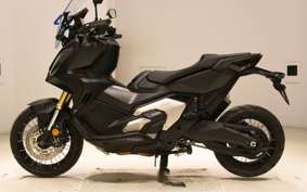 HONDA X-ADV 750 2024