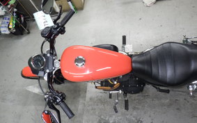 HARLEY XL883R 2005