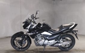 SUZUKI GSR250 GJ55D