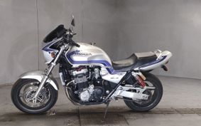 HONDA CB1300SF SUPER FOUR SC40