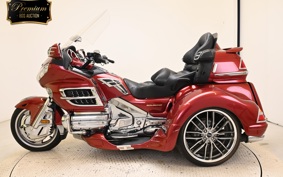 HONDA GL 1800 GOLD WING  TRIKE 2002
