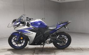 YAMAHA YZF-R25