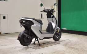 HONDA EM1 e: EF16