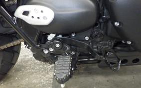 TRIUMPH STREET SCRAMBLER 2023