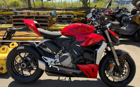 DUCATI  DUCATI  STREET  FIGHTER V2 2024