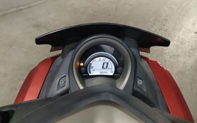 YAMAHA N-MAX 125 SE86J