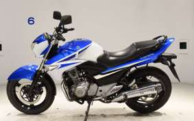 SUZUKI GSR250