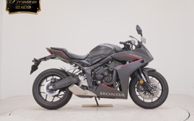 HONDA CBR650R E-Clutch 2025 RH17