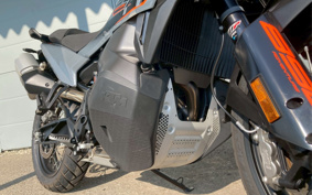 KTM 890 ADVENTURE 2022 TS640