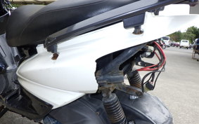 YAMAHA CYGNUS 125 XSR 2 2000 SE44J