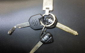 SUZUKI Vｽﾄﾛｰﾑ250