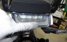 HUSQVARNA SVARTPILEN 401 2023
