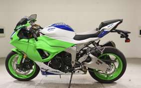 KAWASAKI NINJA ZX-6R A 2025