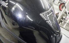 KAWASAKI ZX-25R 2005 ZX250E