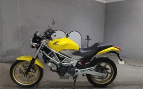 HONDA VTR 250 MC33