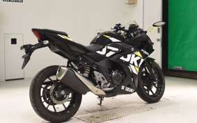SUZUKI GSX250R