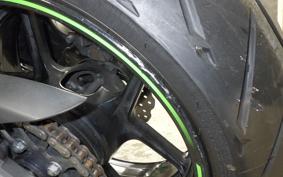 KAWASAKI ZX 10 NINJA R 2010