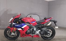 HONDA CBR1000RR RSP 2025 SC82
