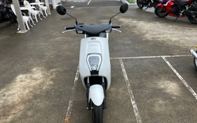 HONDA EM1 e: EF16