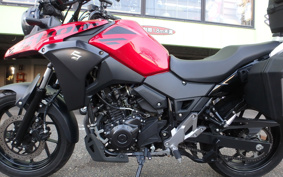 SUZUKI STROM 250 DS11A