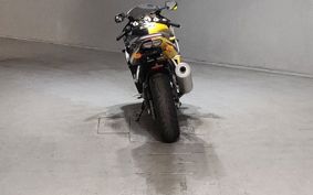 YAMAHA YZF-R6 2006 RJ09
