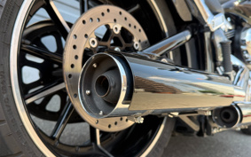 HARLEY FXSB BREAKOUT 2015 BF5