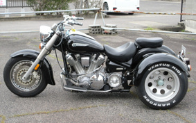 YAMAHA  ROADSTER 1600 TRIKE  2000 VP02