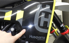 HUSQVARNA 701SM 2024