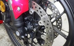 HONDA CBR650R E-Clutch 2025 RH17