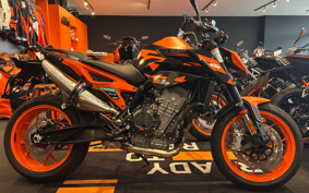 KTM 890 DUKE GP 2024 TU940