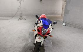 SUZUKI GSX-R1000 2004 BZ121
