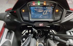 HONDA VFR800X 2024 RC80
