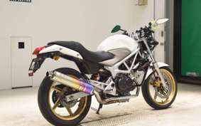 HONDA VTR 250 Gen. 2 2024 MC33