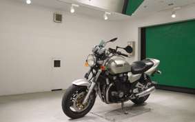 YAMAHA XJR1200 2018 4KG