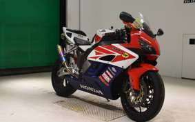 HONDA CBR1000RR 2004 SC57