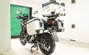 SUZUKI Vｽﾄﾛｰﾑ250A