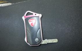 DUCATI DIAVEL 2012