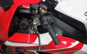 HONDA CBR1000RR 2005