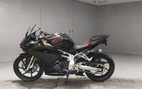 HONDA CBR250RR MC51