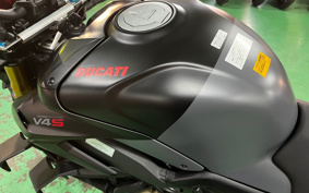 DUCATI STREET FIGHTER V4S 2024 4F00