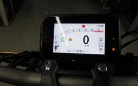 HONDA CB650R E-Clutch 2025 RH17