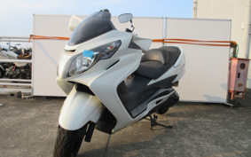 SUZUKI SKYWAVE 250S-1
