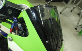 KAWASAKI ZRX1200 R 2001 ZRT20A