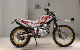 YAMAHA SEROW 250 Gen.2 DG17J