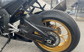 HONDA CBR1000RR-R FB SP 2024 SC82