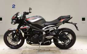 TRIUMPH STREET TRIPLE R 2022