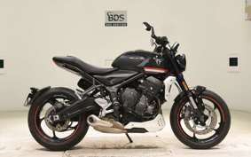TRIUMPH TRIDENT 660 2023